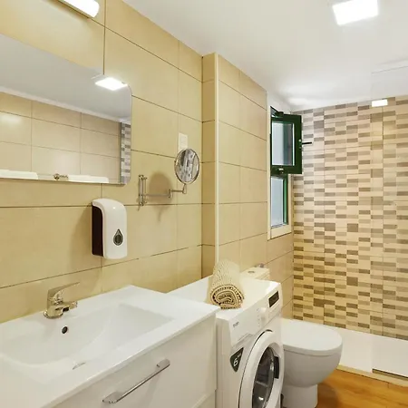Apartment Dreams