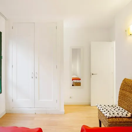 Dreams Apartment *